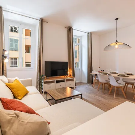 Apartment Magnifique 2p Avec Vue Sur Le Port De *